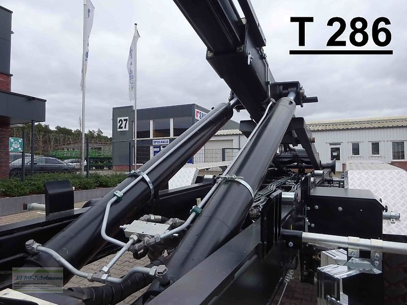 Abrollcontainer des Typs PRONAR Hakenlift / Abrollkipper /  Containeranhänger / Containerfahrzeug / Abrollsystem / Abrollfahrzeug / Hakengerät Modell 15 - 34 to, Tandem und Tridem, Neumaschine in Itterbeck (Bild 31)