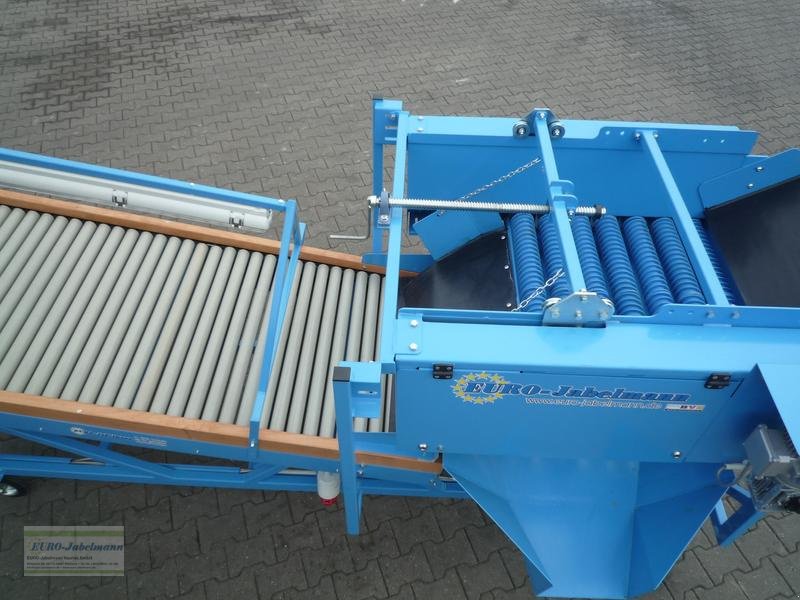 Lagertechnik des Typs EURO-Jabelmann Spiralenterder mit Verlesetisch, NEU, Wahlweise: Stahlspiralen, PU Walzen oder Glattwalzen, Neumaschine in Itterbeck (Bild 16)