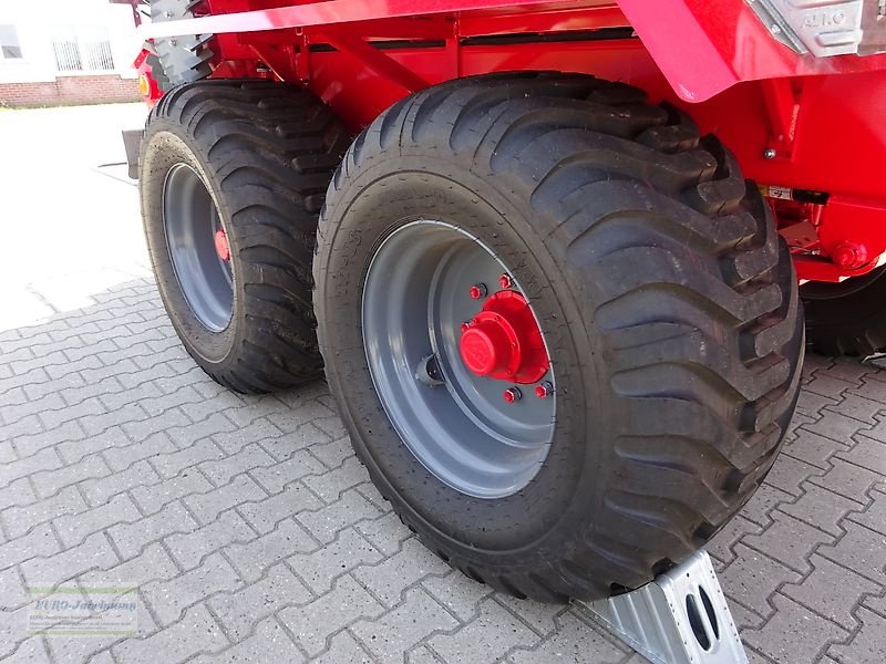 Düngerstreuer des Typs Unia Großflächenstreuer RCW 110 TD, Neumaschine in Itterbeck (Bild 12)