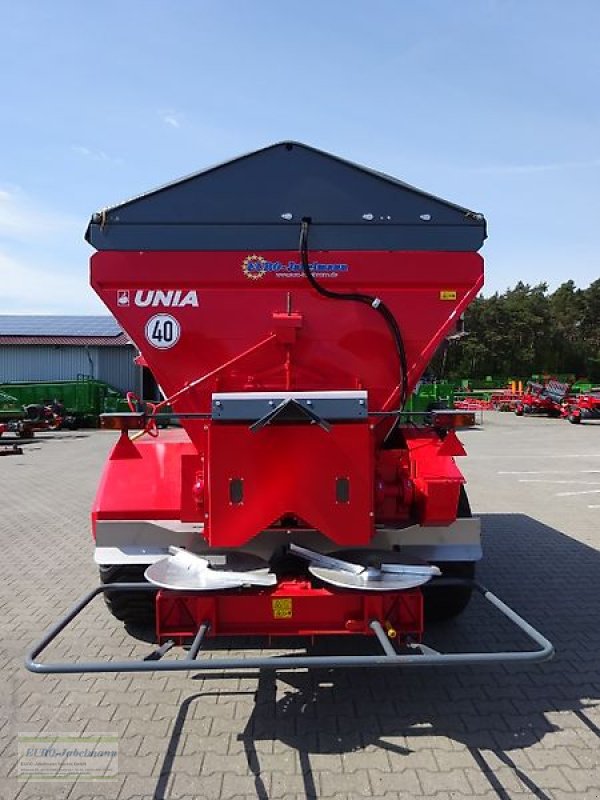 Düngerstreuer des Typs Unia Großflächenstreuer RCW 110 TD, Neumaschine in Itterbeck (Bild 7)