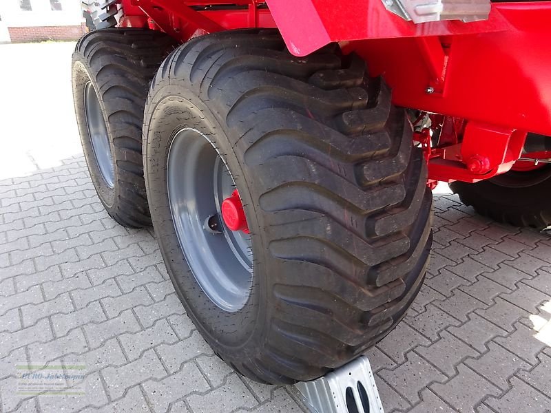 Düngerstreuer des Typs Unia Großflächenstreuer RCW 110 TD, Neumaschine in Itterbeck (Bild 13)