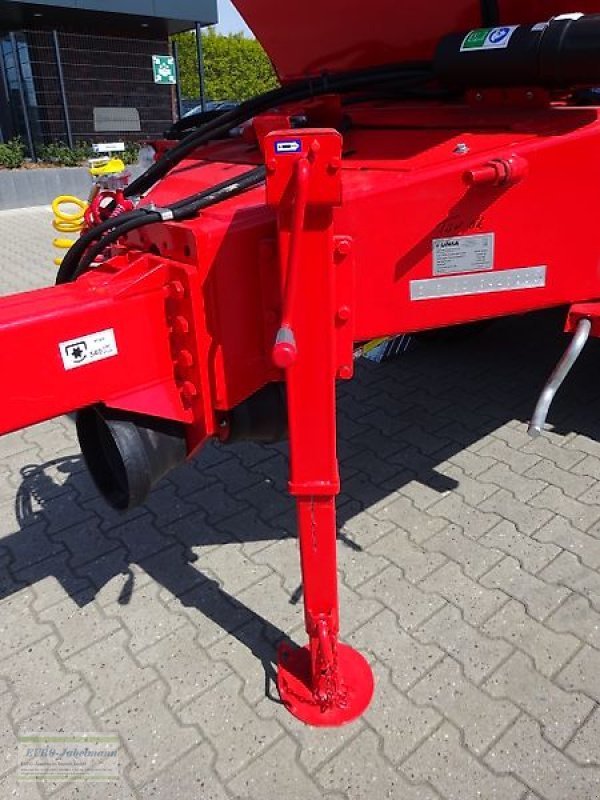 Düngerstreuer des Typs Unia Großflächenstreuer RCW 110 TD, Neumaschine in Itterbeck (Bild 11)