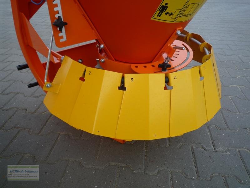 Schneepflug des Typs PRONAR Salzstreuer PS 250 / PS 250 M, NEU, Neumaschine in Itterbeck (Bild 10)