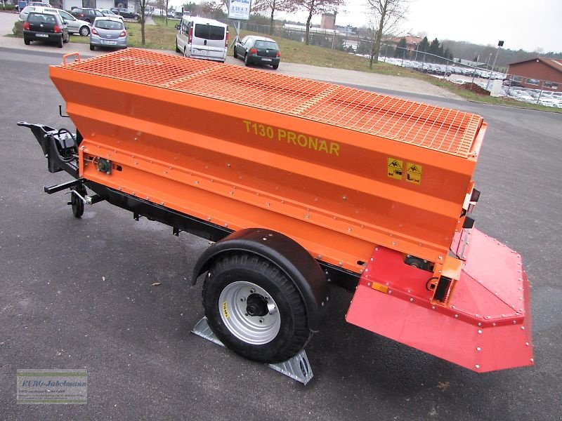 Schneepflug des Typs PRONAR Salz- Sandstreuer T 130, ca 2 m², NEU, Neumaschine in Itterbeck (Bild 4)
