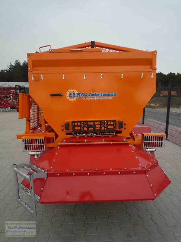 Sandstreuer & Salzstreuer des Typs PRONAR Salz- Sandstreuer T 132, ca. 4 m³, NEU, Neumaschine in Itterbeck (Bild 17)