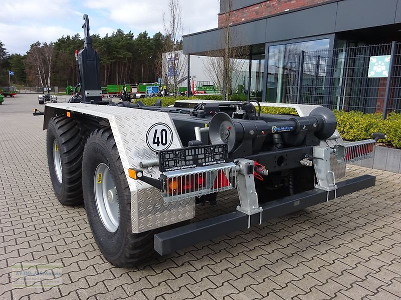 Abrollcontainer des Typs PRONAR Hakenlift  T 285/1, 23 to. zGG, Abrollkipper /  Containeranhänger / Containerfahrzeug / Abrollsystem / Abrollfahrzeug / Hakengerät Modell T 285/1, 23 to., Neumaschine in Itterbeck (Bild 10)