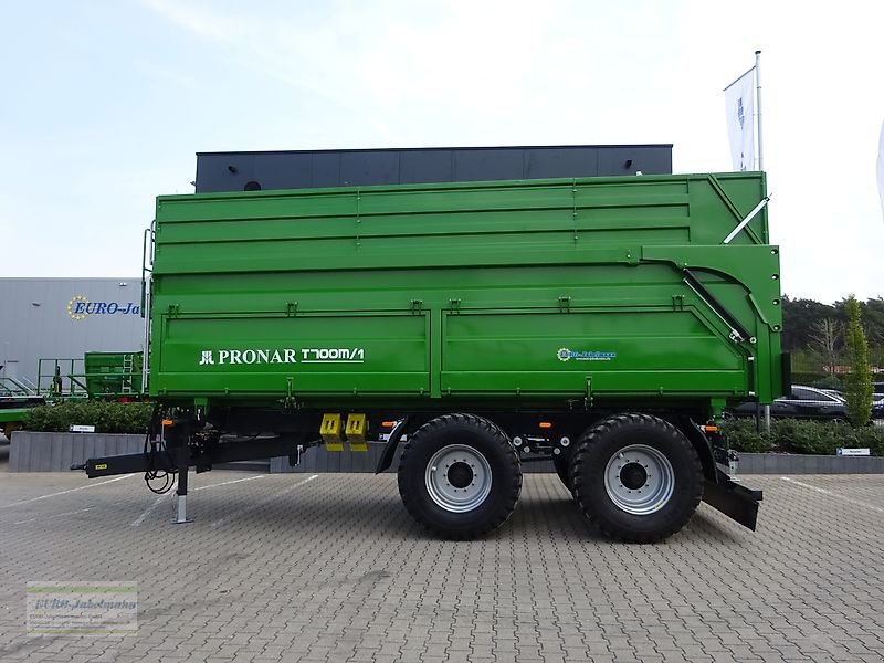 Kipper des Typs PRONAR Muldenkipper T 700 M 1, 24 to, 35 m³, 2 (3)- Seitenkipper, NEU, Neumaschine in Itterbeck (Bild 4)