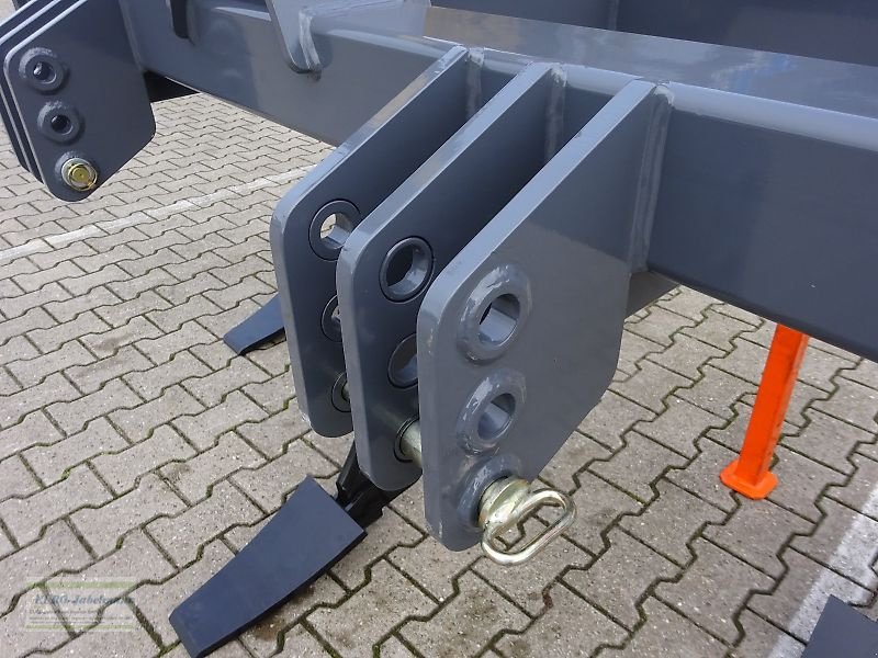 Tiefenlockerer des Typs Mandam Tiefenlockerer, Tiefenhaken, Tiefenmeißel, 2,2 m mit 2 Zinken (Optional mit 3 Zinken), Neumaschine in Itterbeck (Bild 16)