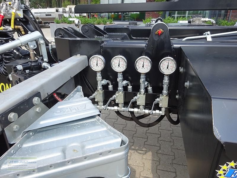 Abrollcontainer des Typs PRONAR Containeranhänger / Containerfahrzeug / Hakenlifter T 386, 33 to, NEU, Neumaschine in Itterbeck (Bild 16)