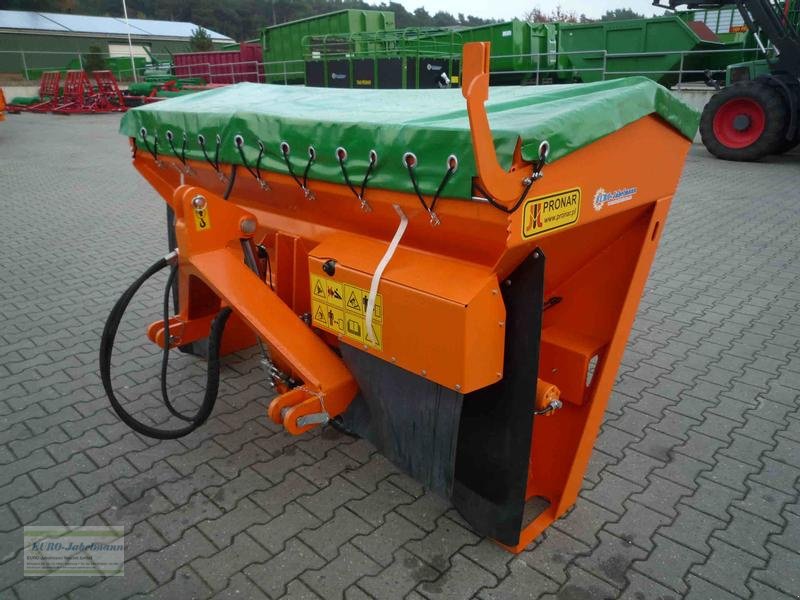 Schneepflug des Typs PRONAR Salzstreuer HZS 10, selbstladend, NEU, Neumaschine in Itterbeck (Bild 4)