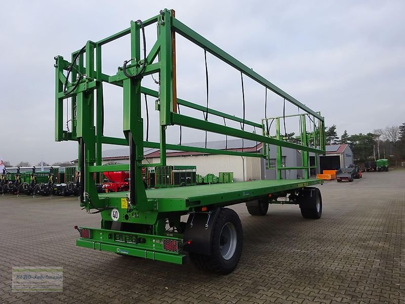 Ballentransportwagen des Typs PRONAR Ballenwagen, Strohwagen, TO 27, 18 to, hydr. Ladungssicherung, Bauj. 2021, Gebrauchtmaschine in Itterbeck (Bild 2)