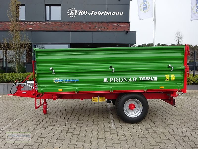 Kipper des Typs PRONAR T 654/2, (6 to. z.GG.), Ein-Achs-Dreiseitenkipper, Einachskipper, Kipperanhänger, Einachser Kipper, Landwirtschaftlicher Kipper, Neumaschine in Itterbeck (Bild 5)