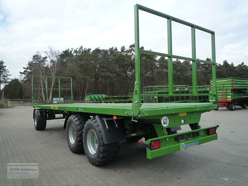 Ballentransportwagen des Typs PRONAR 2-achs / 3-Achs Ballentransportwagen, 10-24 to. Ballenwagen Ballentransportwagen Strohwagen, mit Frühbezug NEU, Neumaschine in Itterbeck (Bild 4)