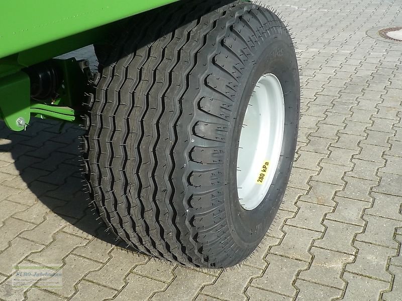 Ballentransportwagen des Typs PRONAR 3-achs Ballenwagen TO 26 M einschl.  hydr. Ladungssicherung, 18 to, NEU, Neumaschine in Itterbeck (Bild 28)