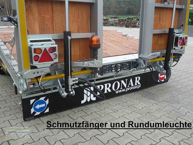 Tieflader des Typs PRONAR gebr. Tieflader PC 2300,18 to, 100 km/h, Gebrauchtmaschine in Itterbeck (Bild 17)
