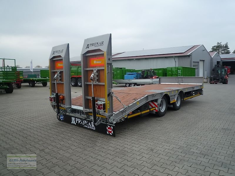 Tieflader des Typs PRONAR Tieflader PC 2300,18 to, 100 km/h, NEU, Gebrauchtmaschine in Itterbeck (Bild 2)