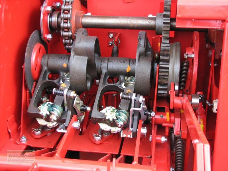 Rundballenpresse des Typs Unia Hochdruckpresse Kostka (Z511), NEU, Neumaschine in Itterbeck (Bild 11)