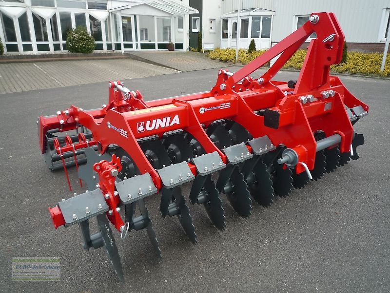 Kurzscheibenegge des Typs Unia Scheibenegge Ares XL 3,00 m, Ø560mm Scheiben, Federstriegel, Rohrstabwalze Ø600 mm, Vorführmaschine in Itterbeck (Bild 2)