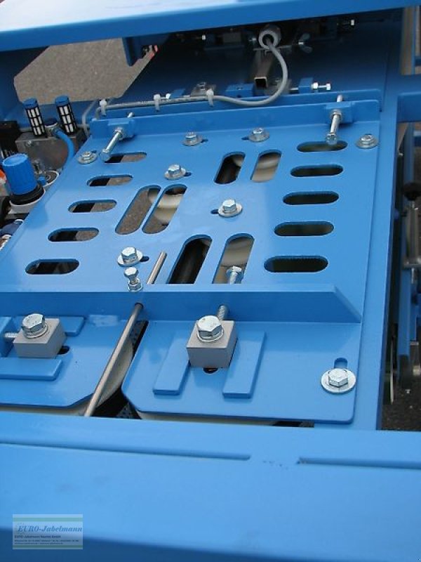 Lagertechnik des Typs EURO-Jabelmann Nähautomaten - Nähstraßen NA 135, NEU, Neumaschine in Itterbeck (Bild 19)