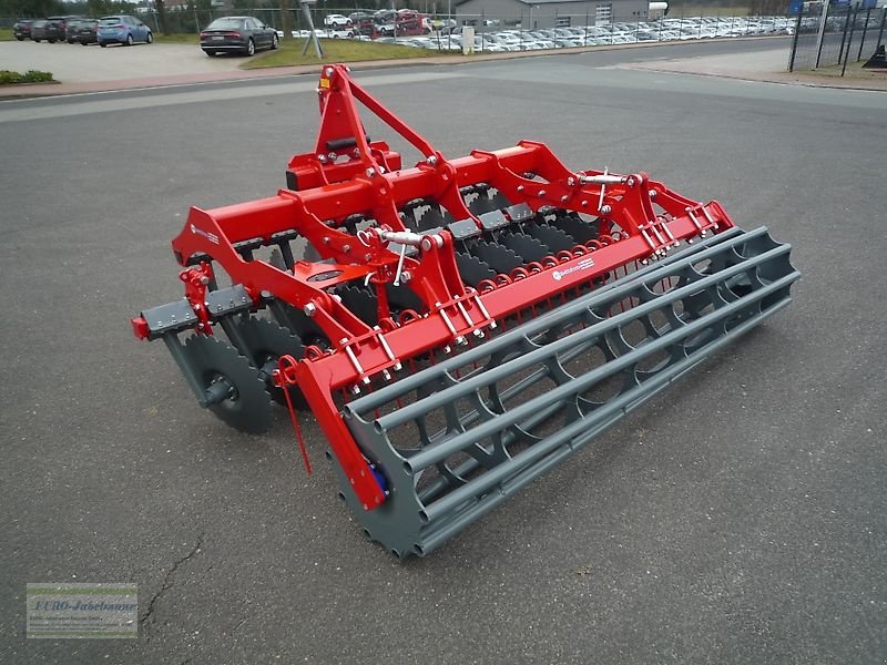 Kurzscheibenegge des Typs Unia Kurzscheibenegge Ares XL 3,00 m, Ø560mm Scheiben, Neumaschine in Itterbeck (Bild 3)