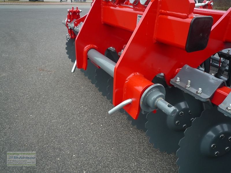 Kurzscheibenegge des Typs Unia Kurzscheibenegge Ares XL 3,00 m, Ø560mm Scheiben, Neumaschine in Itterbeck (Bild 19)