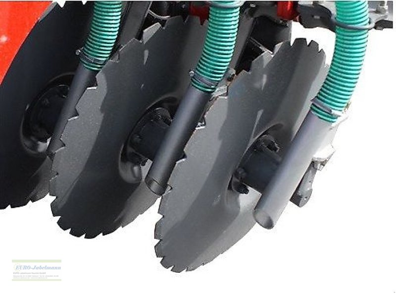 Güllescheibenegge des Typs Unia UNIA Kurzscheibenegge ARES XL A 6,0 H für Gülleausbringung, Neumaschine in Itterbeck (Bild 2)