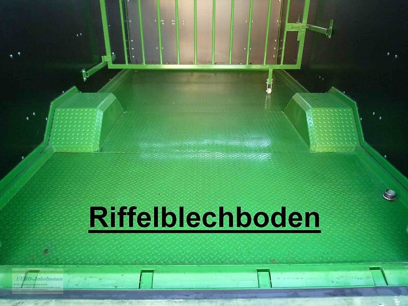 Anhänger des Typs PRONAR Viehtransportanhänger TO46 (Kurier 6), 5,5 to, NEU, Neumaschine in Itterbeck (Bild 18)