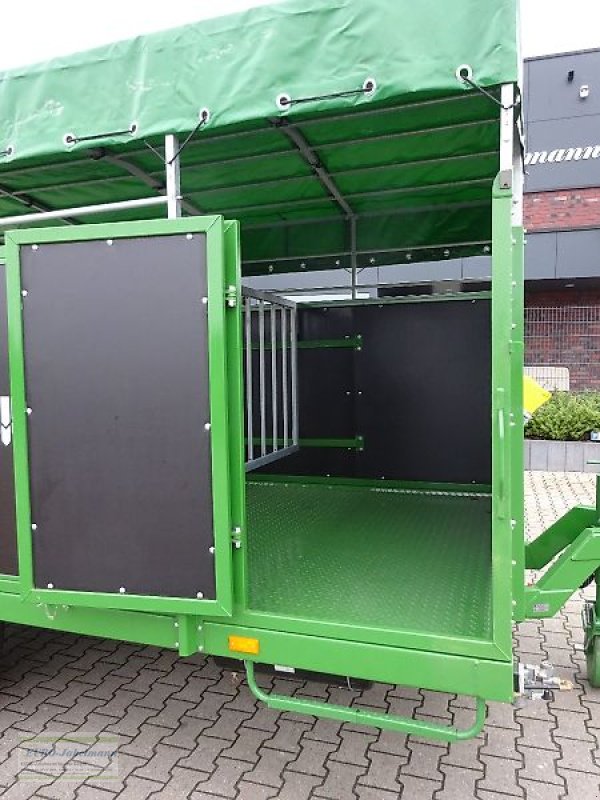 Anhänger des Typs PRONAR Viehtransportanhänger TO46 (Kurier 6), 5,5 to, NEU, Neumaschine in Itterbeck (Bild 14)