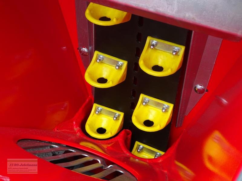 Kartoffellegemaschine des Typs Unia Kartoffellegemaschine Kora 4 H, hydraulischer Kippbunker, NEU, Neumaschine in Itterbeck (Bild 13)