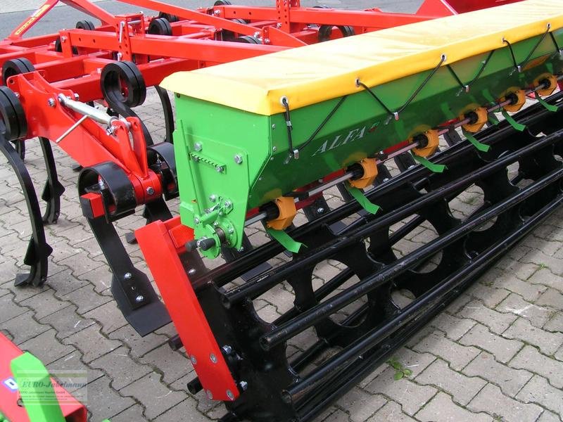 Drillmaschinenkombination des Typs Unia Zwischenfruchtdrillmaschine, Alfa, 3,00 m, 8 Reihen, NEU, Neumaschine in Itterbeck (Bild 16)