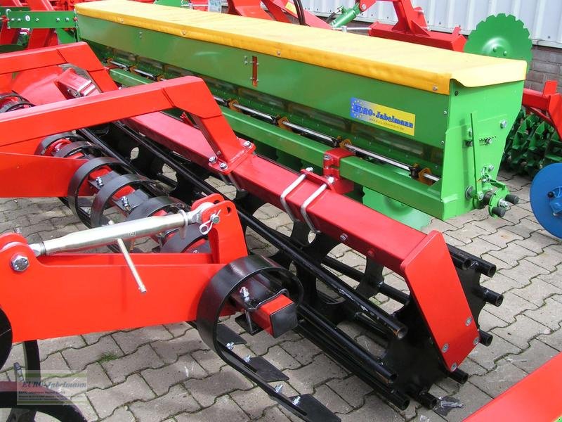 Drillmaschinenkombination des Typs Unia Zwischenfruchtdrillmaschine, Alfa, 3,00 m, 8 Reihen, NEU, Neumaschine in Itterbeck (Bild 13)