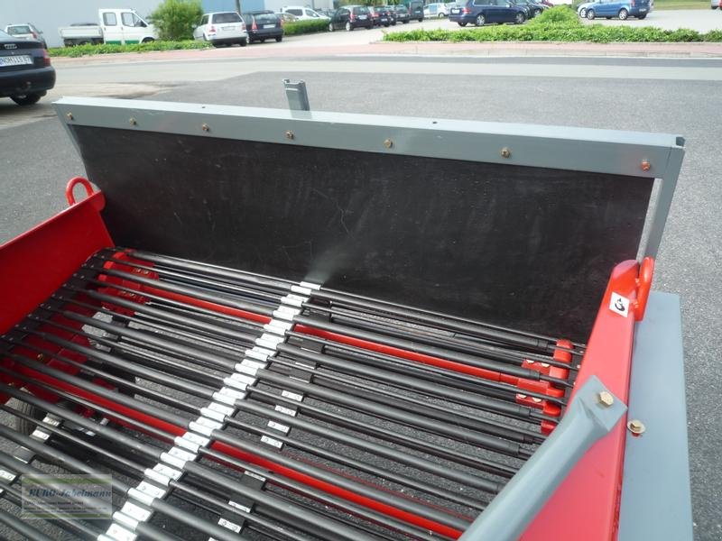 Kartoffelroder des Typs Unia Siebkettenroder Wega 1400, 2 Reihen, NEU, Neumaschine in Itterbeck (Bild 10)