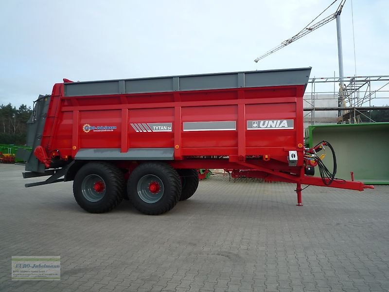 Dungstreuer des Typs Unia Stalldungstreuer, Miststreuer, Tytan 24 Überjährige Ausstellungsmaschine, Gebrauchtmaschine in Itterbeck (Bild 2)