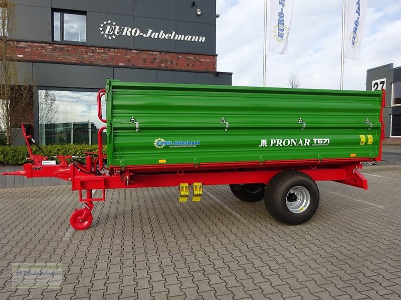 Kipper des Typs PRONAR Einachsdreiseitenkipper Modell 671 (7,4 to.) Auflauf/Druckluftbremse, NEU, Neumaschine in Itterbeck (Bild 3)
