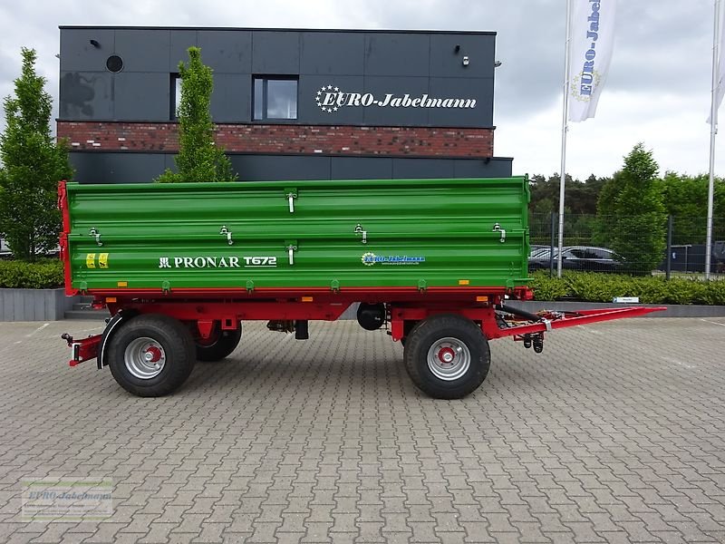 Kipper des Typs PRONAR Zwei-Achs-Dreiseitenkipper T 672 11,0 to. z.G.G, Zweiachskipper, Dreiseitenkipper Anhänger, Neumaschine in Itterbeck (Bild 1)