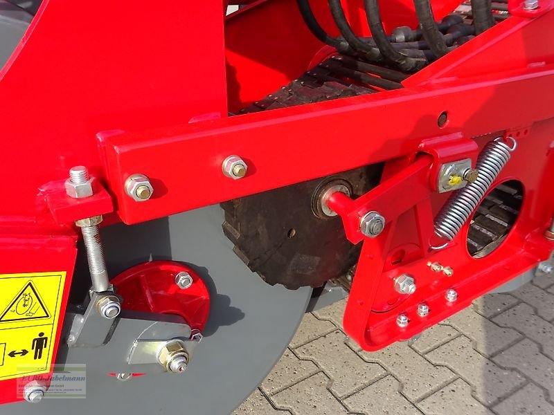 Kartoffelroder des Typs Unia Vollernter, Kartoffelroder, Pyra 1600, Neumaschine in Itterbeck (Bild 13)
