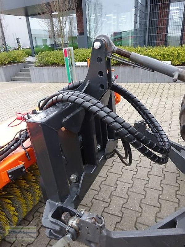 Kehrmaschine des Typs PRONAR Kehrmaschine ZM-28H, 2800 mm, 650 mm Ø, NEU, Neumaschine in Itterbeck (Bild 11)