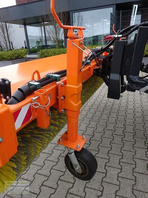 Kehrmaschine des Typs PRONAR Kehrmaschine ZM-28H, 2800 mm, 650 mm Ø, NEU, Neumaschine in Itterbeck (Bild 12)