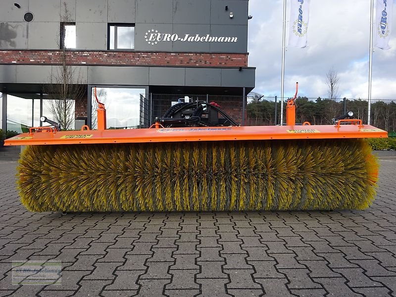 Kehrmaschine des Typs PRONAR Kehrmaschine ZM-28H, 2800 mm, 650 mm Ø, NEU, Neumaschine in Itterbeck (Bild 2)