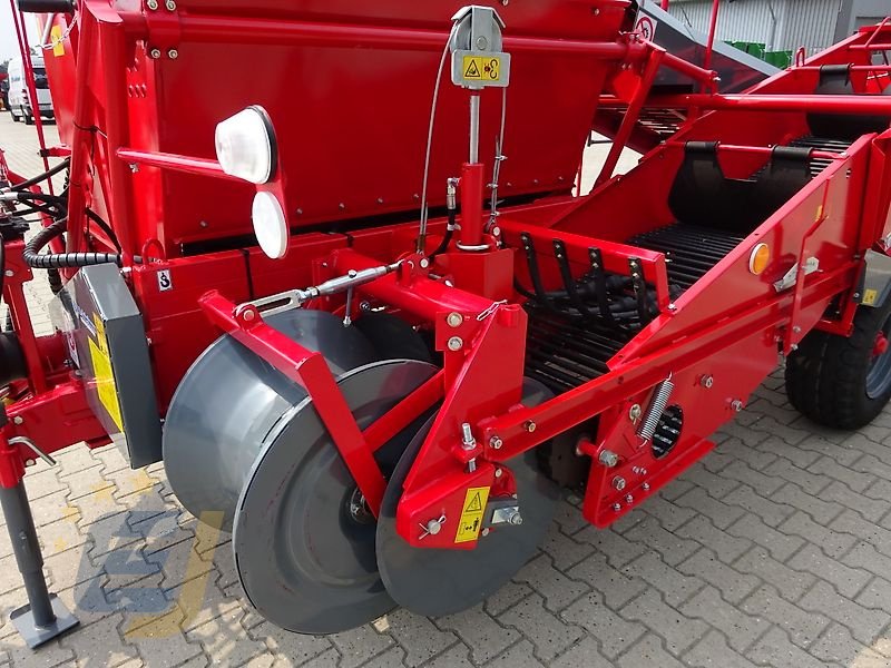 Kartoffelroder des Typs Unia Vollernter Bolko mit Rollboden, Neumaschine in Itterbeck (Bild 9)