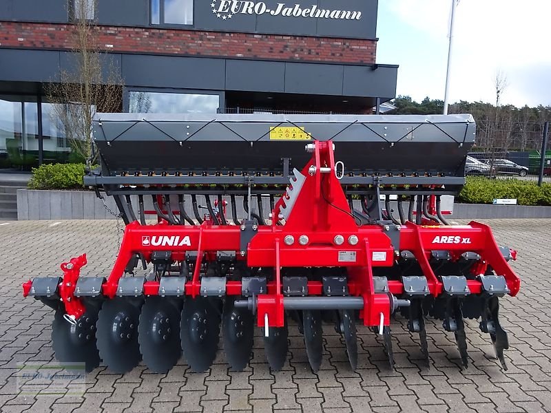 Drillmaschinenkombination des Typs Unia Zwischenfruchtdrillmaschine, Alfa 3,00 m, 25 Reihen, NEU, Neumaschine in Itterbeck (Bild 5)