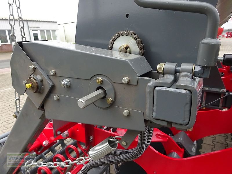 Drillmaschinenkombination des Typs Unia Zwischenfruchtdrillmaschine, Alfa 3,00 m, 25 Reihen, NEU, Neumaschine in Itterbeck (Bild 13)