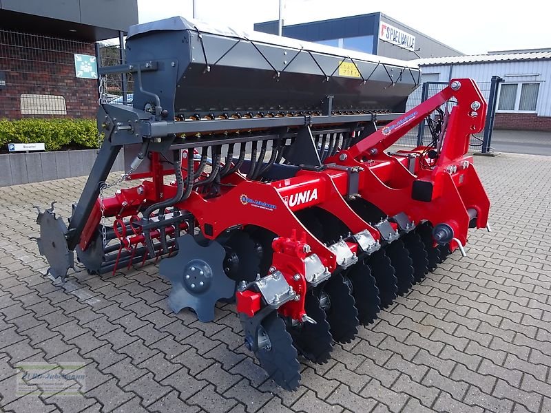 Drillmaschinenkombination des Typs Unia Zwischenfruchtdrillmaschine, Alfa 3,00 m, 25 Reihen, NEU, Neumaschine in Itterbeck (Bild 4)