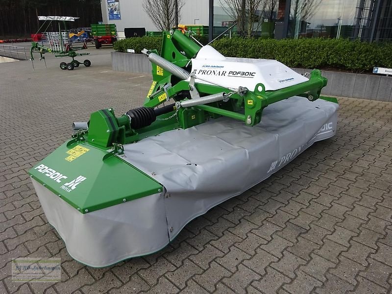 Mähwerk des Typs PRONAR Frontscheibenmähwerk Gezogen PDF 301 C mit Aufbereiter, Vorführmaschine in Itterbeck (Bild 2)