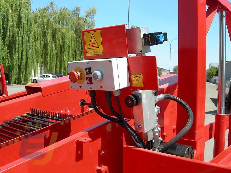 Kartoffelroder des Typs Imac Kartoffelvollernter Frühkartoffelroder IMAC SPECIAL, Neumaschine in Itterbeck (Bild 7)