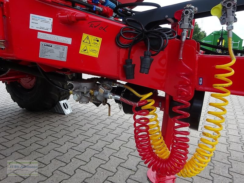 Düngerstreuer des Typs Unia UNIA Einachsgroßflächenstreuer RCW 85 (8,5 dm³), Neumaschine in Itterbeck (Bild 11)