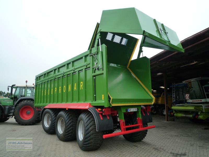 Abschiebewagen des Typs PRONAR Abschiebewagen T 900, 3 Achsen, NEU, Neumaschine in Itterbeck (Bild 2)