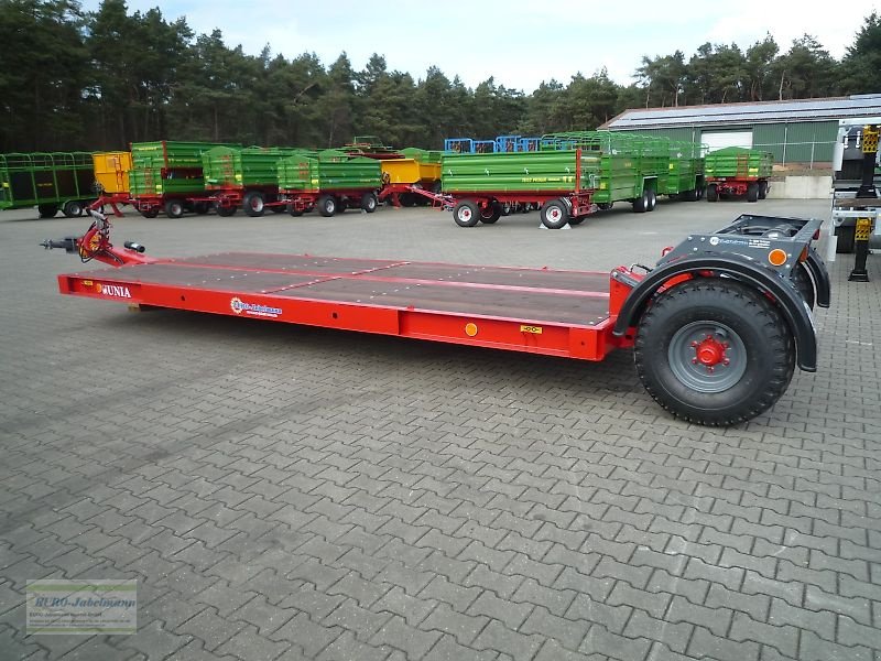 Tieflader des Typs Unia UNIA hydraulisch absenkbare Transportplattform PL - 6, Lenkachse möglich, Neumaschine in Itterbeck (Bild 1)