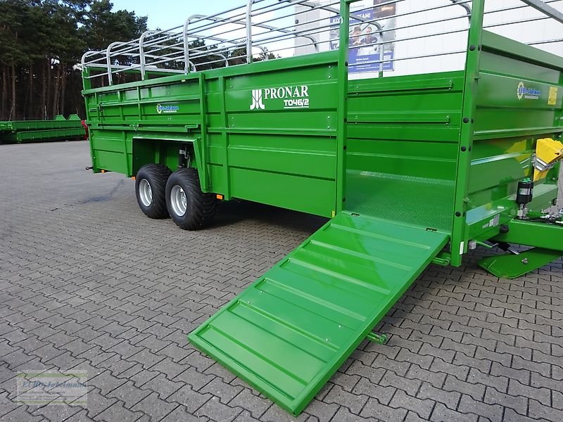 Anhänger des Typs PRONAR Viehtransportanhänger Kurier 46/2, 12 to, absenkbar, NEU, sofort ab Lager, Neumaschine in Itterbeck (Bild 18)