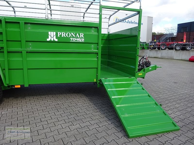 Anhänger des Typs PRONAR Viehtransportanhänger Kurier 46/2, 12 to, absenkbar, NEU, sofort ab Lager, Neumaschine in Itterbeck (Bild 20)